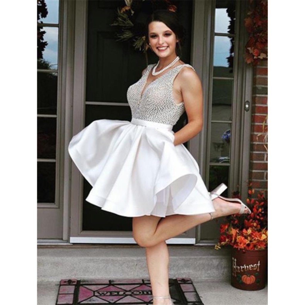 Sexy Backless Beaded V Neck Short Homecoming Dresses Online, CM677