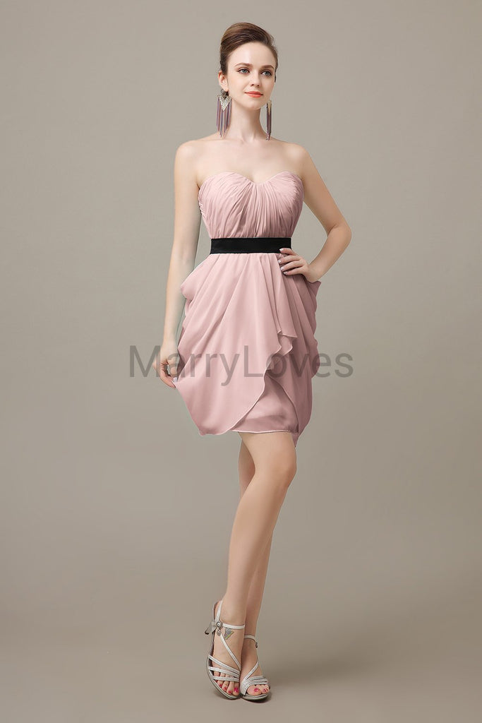 Sweetheart Neck Short Dress with Black Belt.