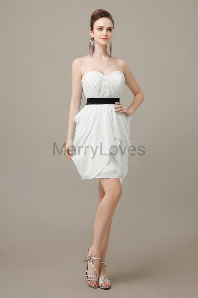 Sweetheart Neck Short Dress with Black Belt.