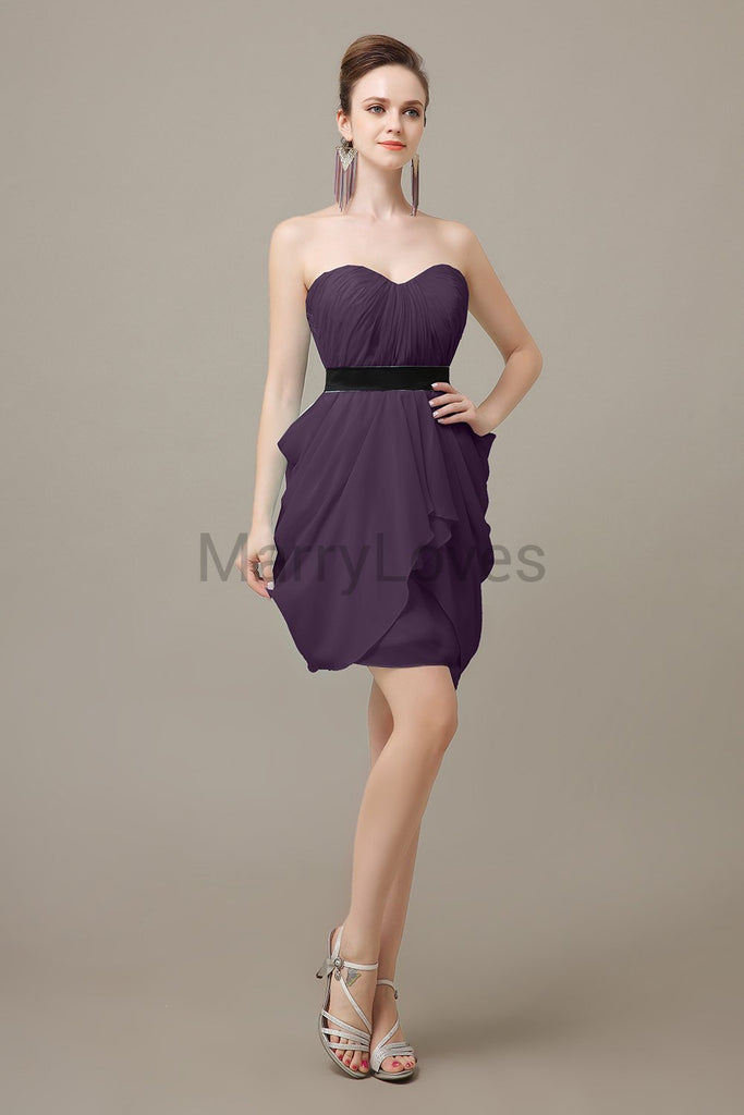 Sweetheart Neck Short Dress with Black Belt.