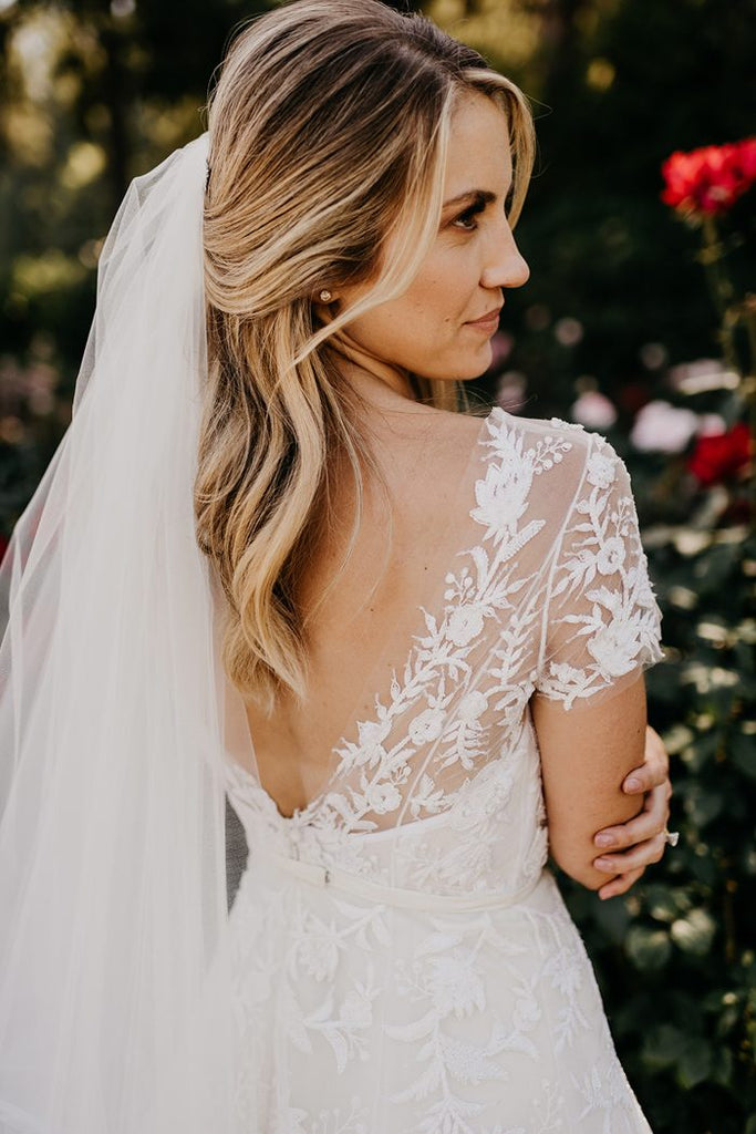A-line Round Neck V-back Short Sleeves Appliques Tulle Wedding dresses, WD0423